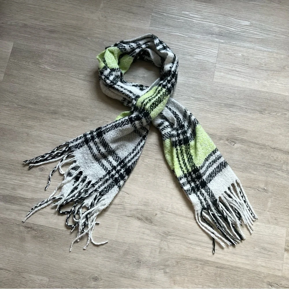 Free People blanket scarf